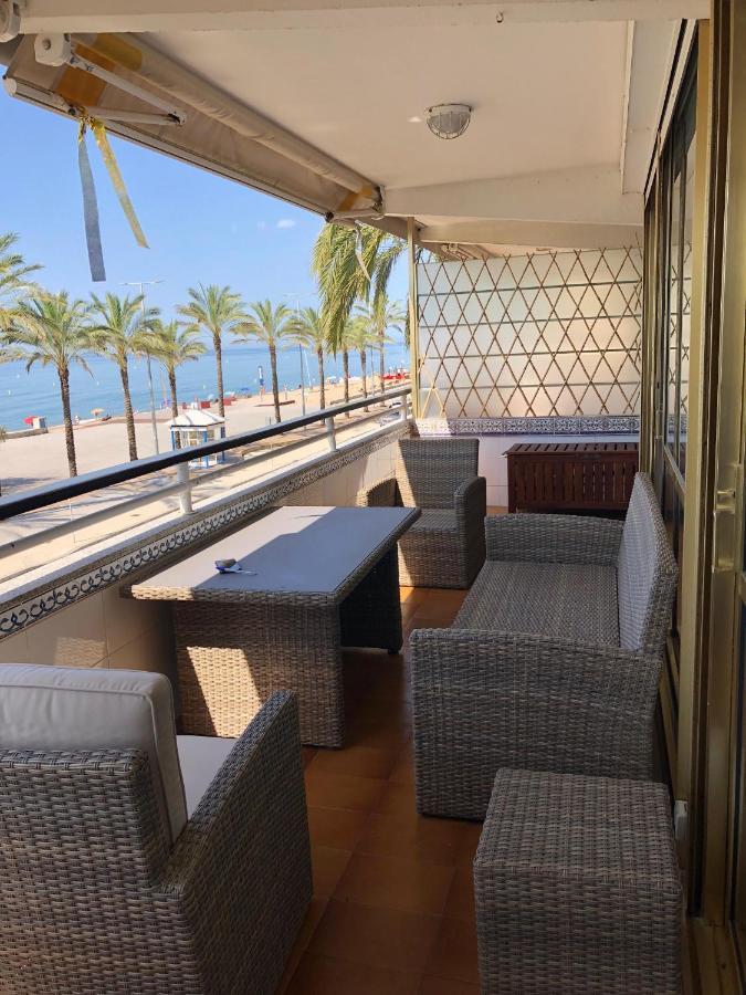 Face A La Mer Calafell Exterior foto
